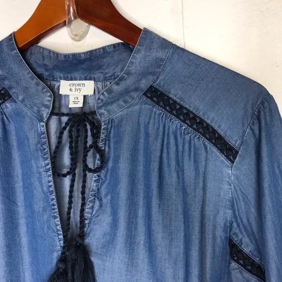 Crown & Ivy Women's 1X Blue Chambray Denim Dress - Picture 3 of 8